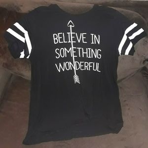 No Boundaries 'Believe In Something Wonderful' Twist Knot shirt
